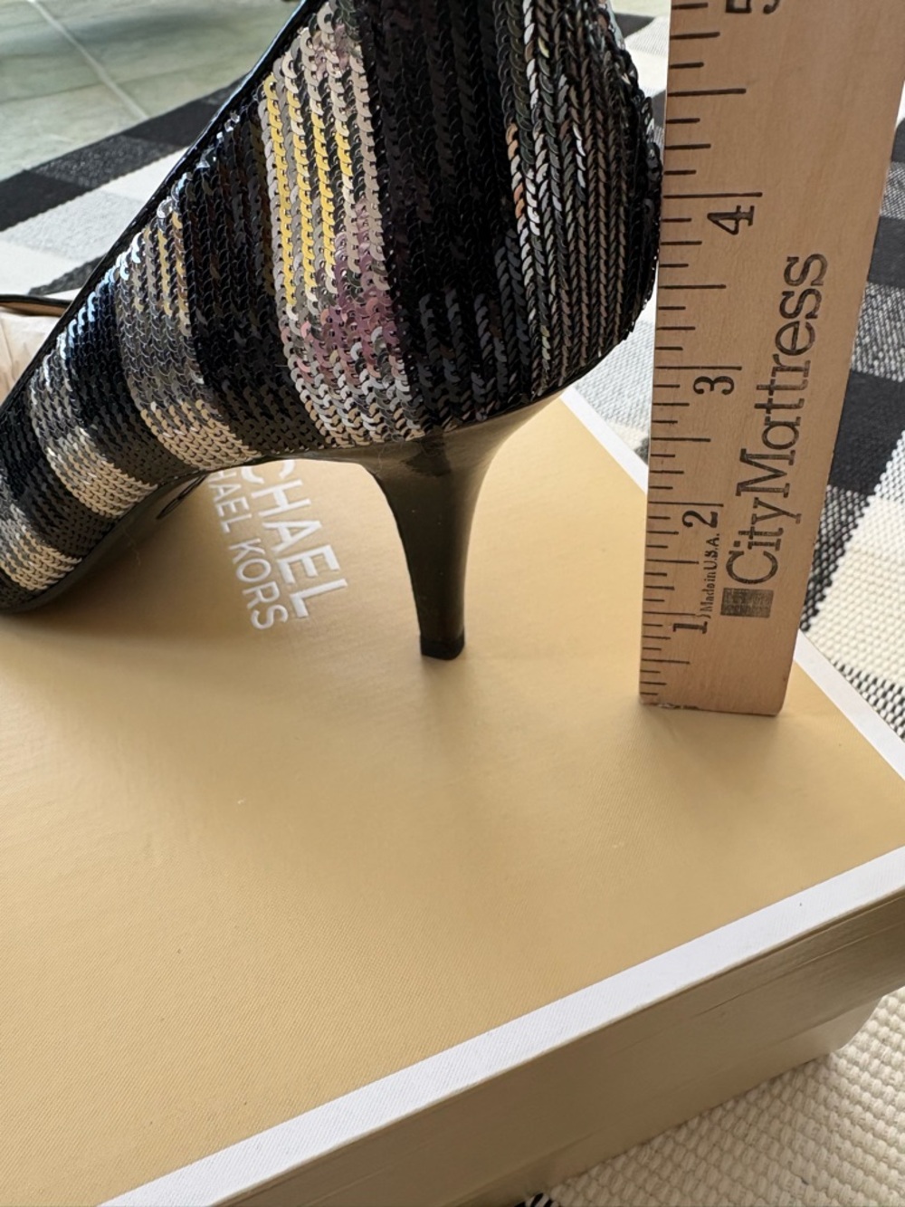 Michael Kors Black and Silver Mid Flex Pump Sequin Dress Heel - Picture 6 of 8